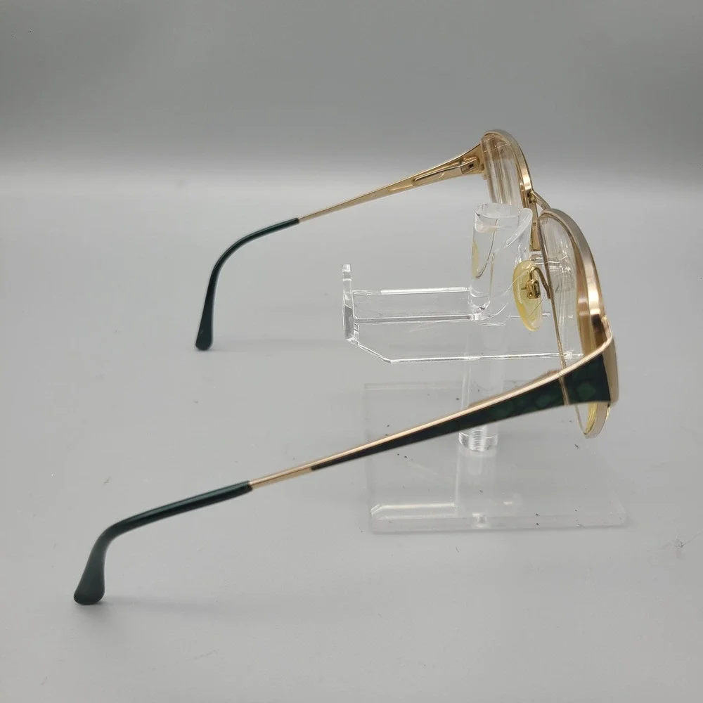 Tura Vintage Gold Green Marbled Eyeglasses Frames MOD 71 56-16 Womens
